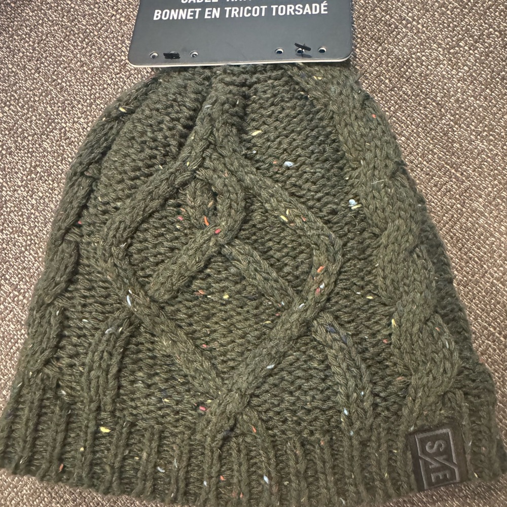Cable Knit She-Fit Faux fur lined Beanie in Olive Green NWT
